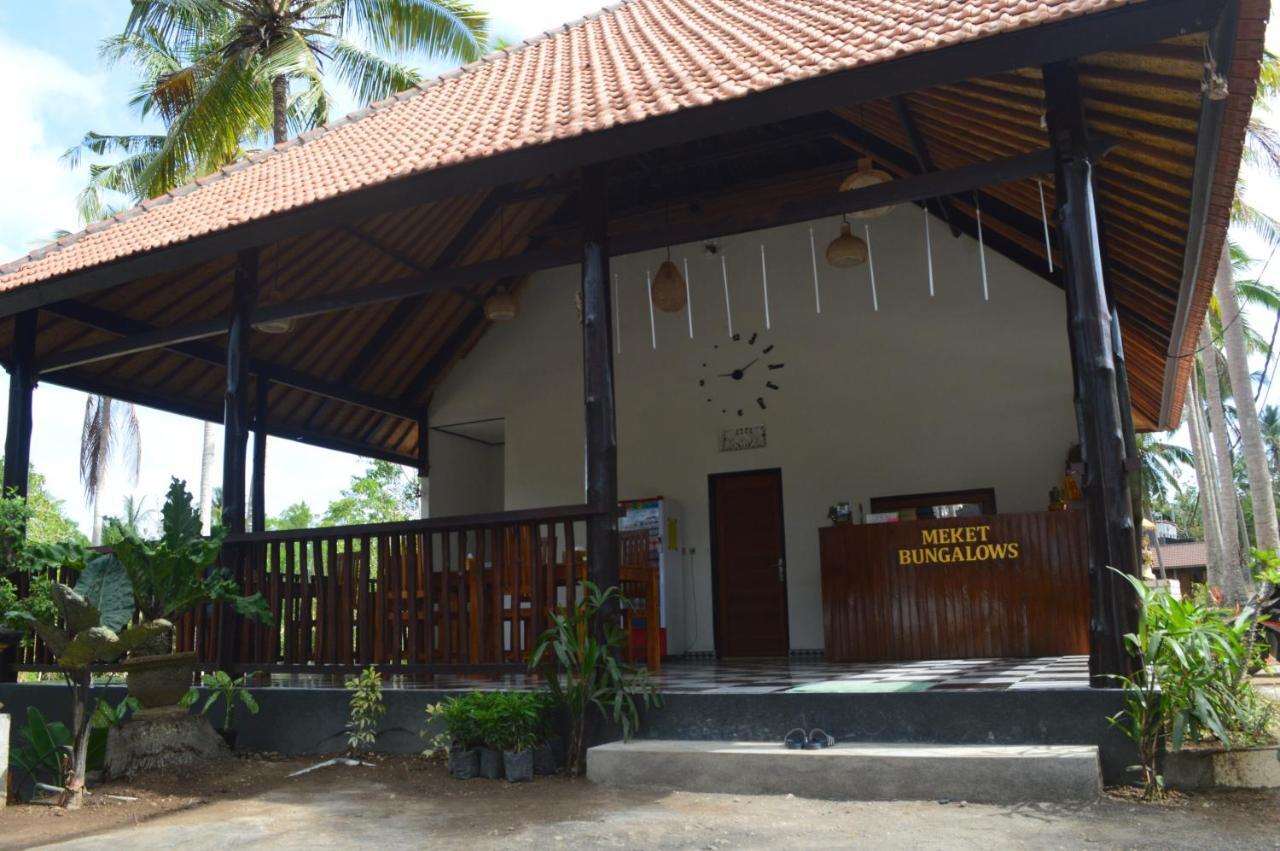 Meket Bungalows Toyapakeh Exterior foto